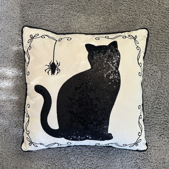 Halloween Pillow Black and White Sequin Black Cat Pillow - Picture 1 of 3